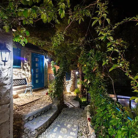 Seaside Plavi Raj