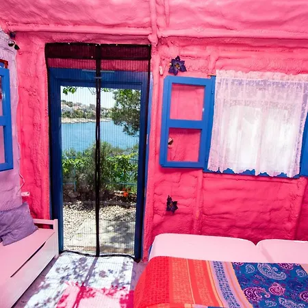 Seaside Plavi Raj Kemp *